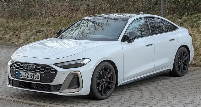 Audi A5 8T / F5