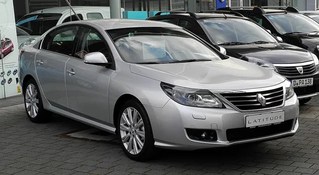 Renault Latitude 1. Nesil