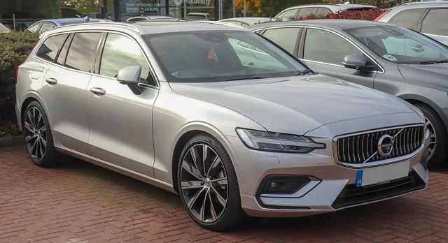 Volvo V60 1.-2. Nesil